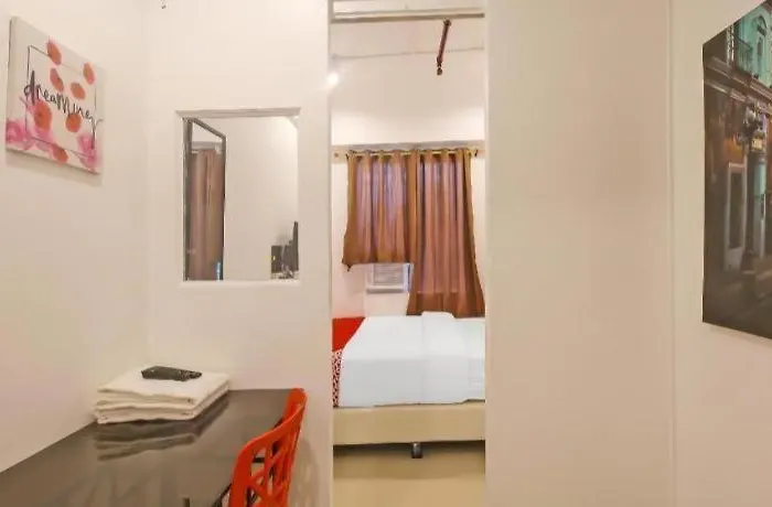 Oyo 882 Makati Hall 3* Manille