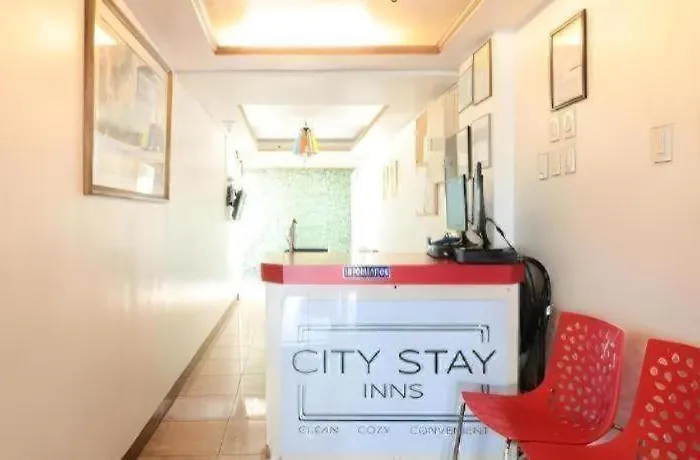 Oyo 882 Makati Hall Hotel 3*