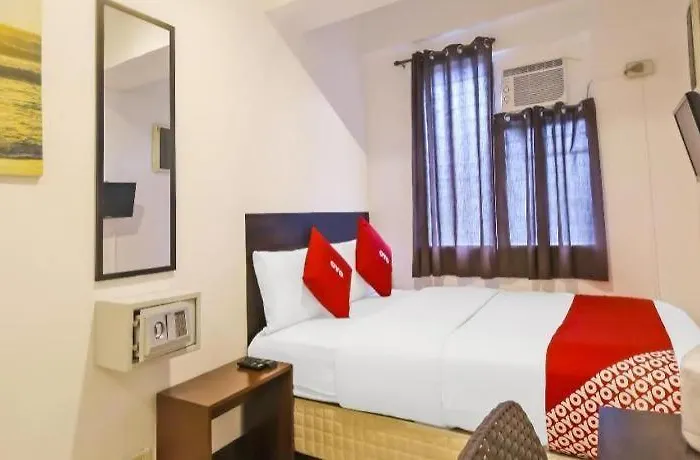 Oyo 882 Makati Hall 3*