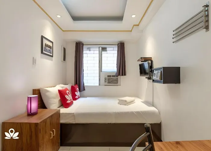 Hotel Oyo 882 Makati Hall